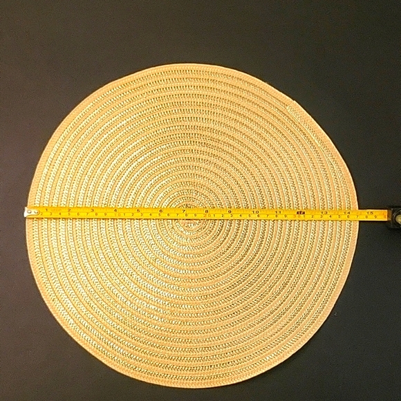 NEW Golden Woven Spiral Placemats! Set of 8! - Picture 8 of 8